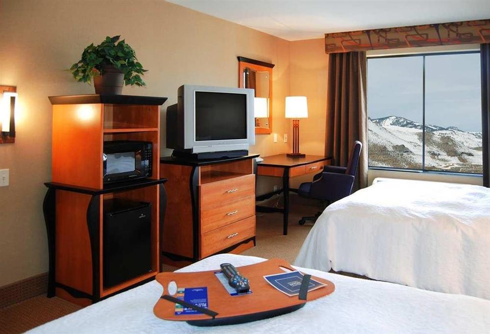 Hampton Inn & Suites Carson City Værelse billede